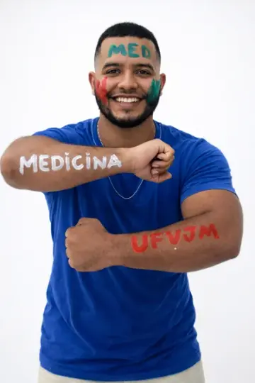 Helton Ribeiro, Aprovado em Medicina UFVJM