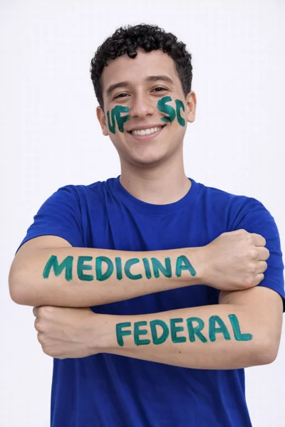 João Mariano, Aprovado em Medicina UFSC