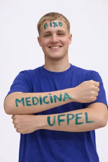 Lorenzo Luçardo, Aprovado em Medicina UFPEL