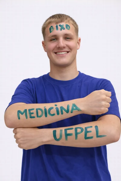 Lorenzo Luçardo, Aprovado em Medicina UFPEL