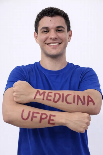 Pedro Omar, Aprovado em Medicina UFPE